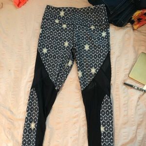 black and white star leggings